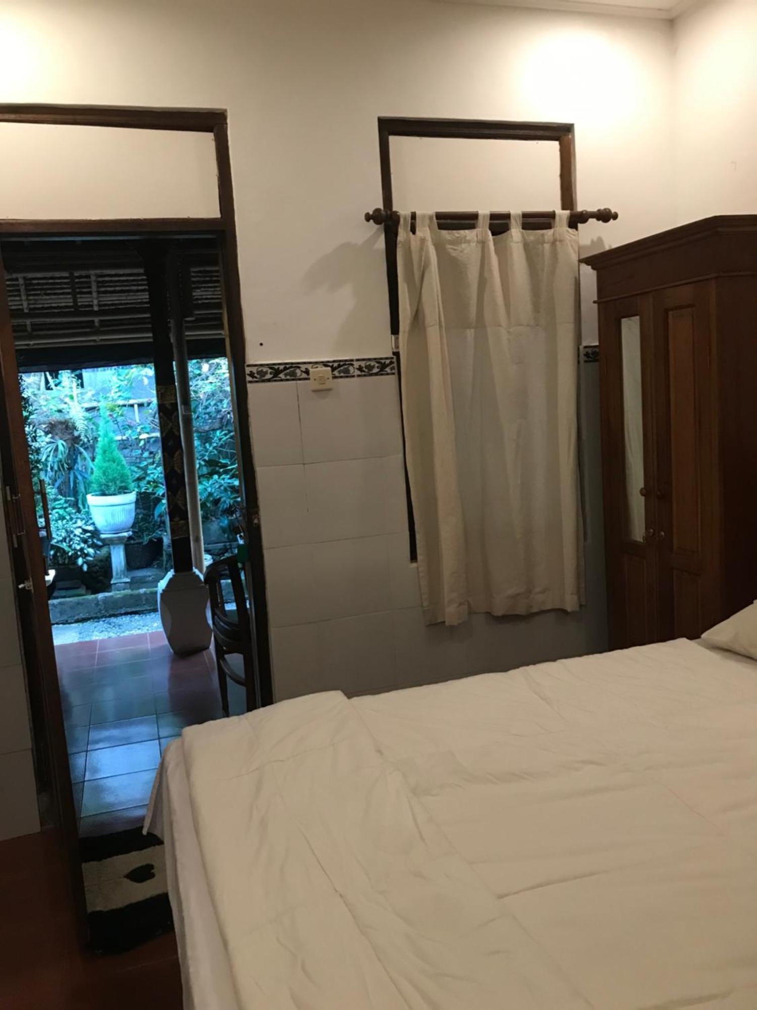 1Bd Guest House In Family Compound1, 15 Minute Walk To Yoga Barn Убуд Екстериор снимка